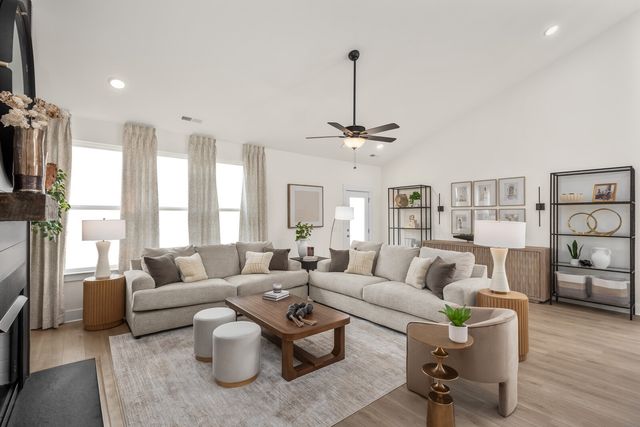 824 John Dale Drive, Mount Juliet, TN 37122