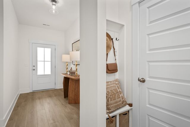 824 John Dale Drive, Mount Juliet, TN 37122