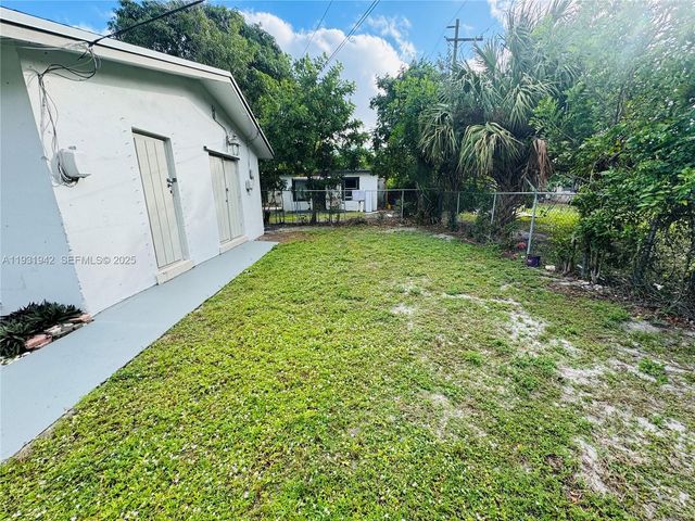 631 NW 11th Ave A, Fort Lauderdale, FL 33311