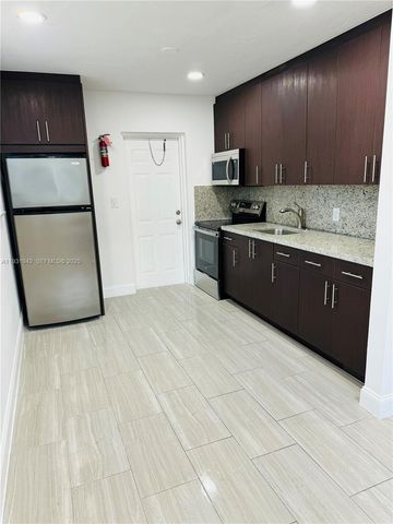 631 NW 11th Ave A, Fort Lauderdale, FL 33311