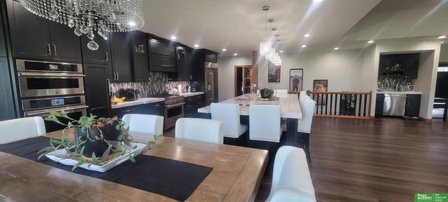 900 Saint Andrews Court, York, NE 68467