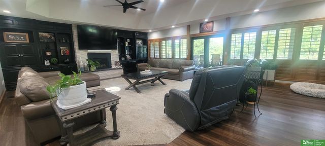 900 Saint Andrews Court, York, NE 68467