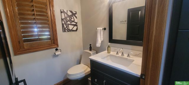 900 Saint Andrews Court, York, NE 68467