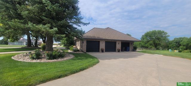 900 Saint Andrews Court, York, NE 68467