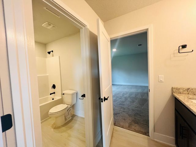 5291 Hidden Pines Circle, Milton, FL 32583