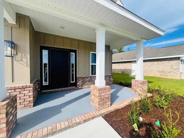 5291 Hidden Pines Circle, Milton, FL 32583