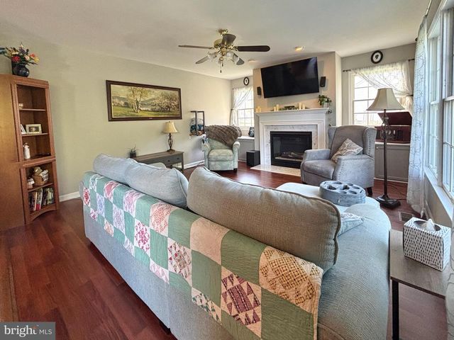 105 DEERWOODS PL, Myersville, MD 21773