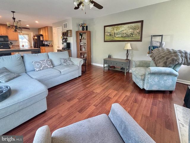 105 DEERWOODS PL, Myersville, MD 21773