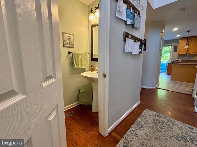 105 DEERWOODS PL, Myersville, MD 21773