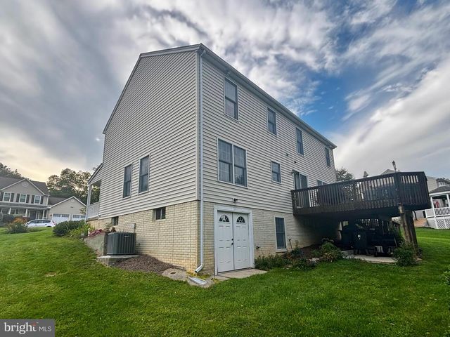 105 DEERWOODS PL, Myersville, MD 21773