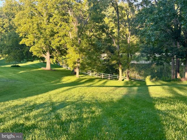 105 DEERWOODS PL, Myersville, MD 21773