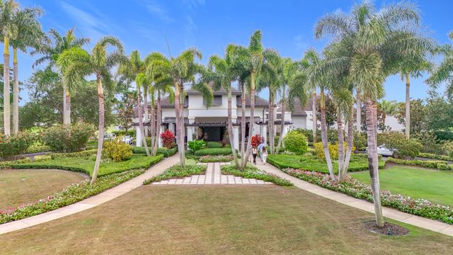 5100 Pineview Circle, Delray Beach, FL 33445