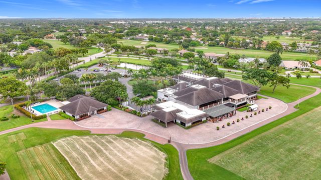 5100 Pineview Circle, Delray Beach, FL 33445