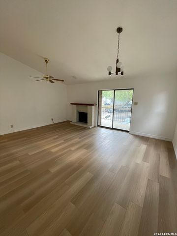 11520 Huebner Rd Apt 508, San Antonio, TX 78230