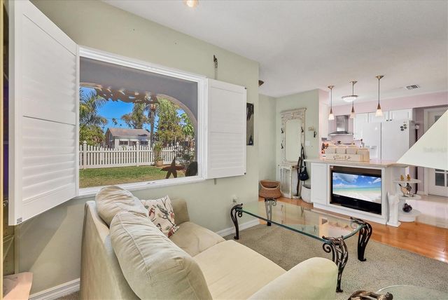 2213 19TH AVENUE W, Bradenton, FL 34205