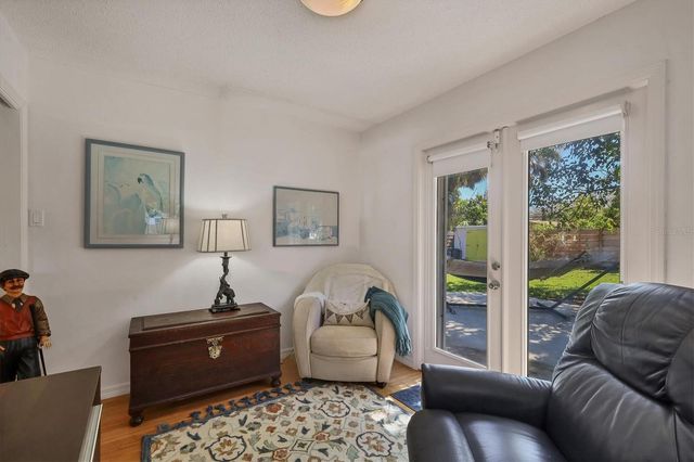 2213 19TH AVENUE W, Bradenton, FL 34205