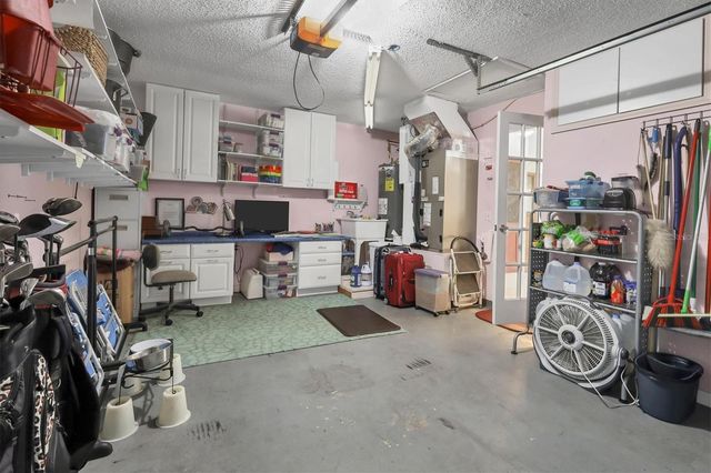 2213 19TH AVENUE W, Bradenton, FL 34205