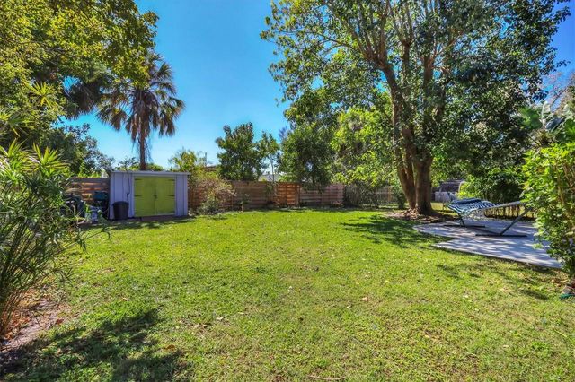 2213 19TH AVENUE W, Bradenton, FL 34205