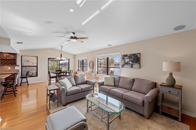 1420 SW 36th TER, Cape Coral, FL 33914