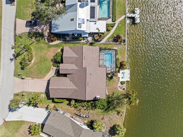 1420 SW 36th TER, Cape Coral, FL 33914