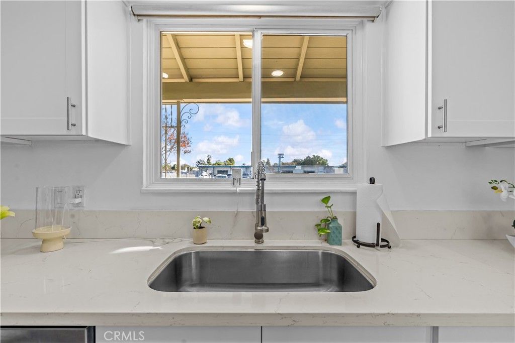 Image 12 of property listing at 13507 Halcourt, Norwalk, CA 90650