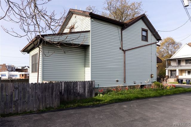 630 6th Street, Niagara Falls, NY 14301