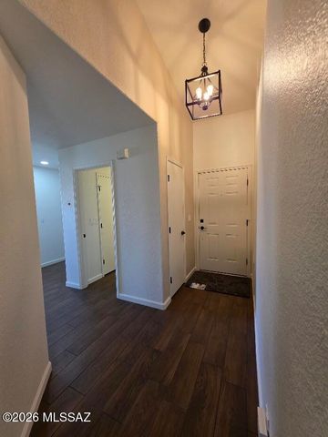 9025 N Grafton Avenue, Tucson, AZ 85742