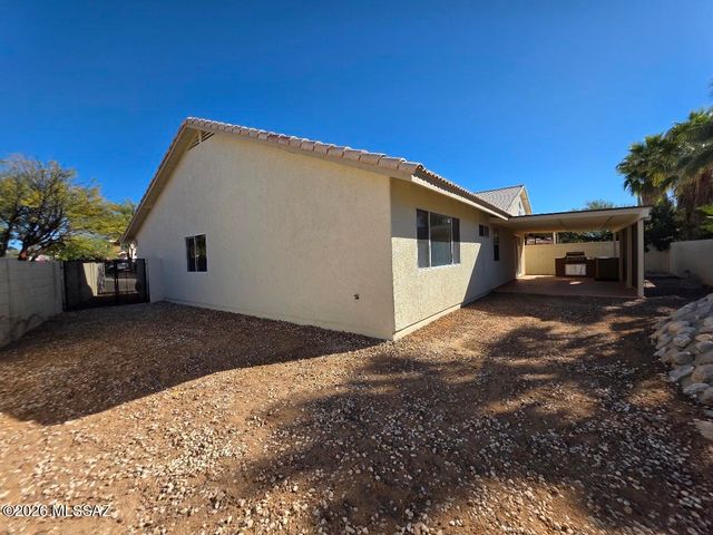 9025 N Grafton Avenue, Tucson, AZ 85742