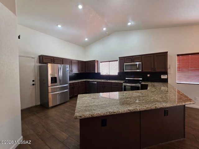 9025 N Grafton Avenue, Tucson, AZ 85742