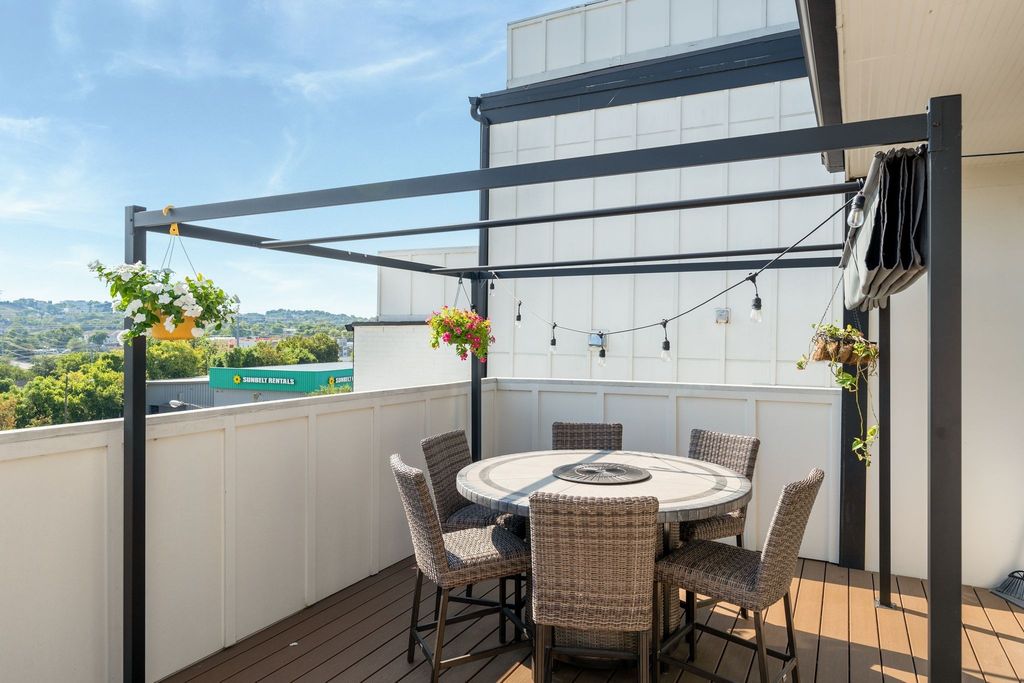 4405 Kentucky Ave Apt 401, Nashville, TN 37209