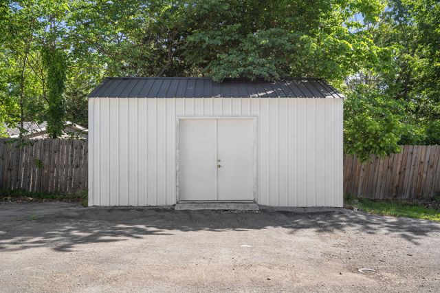 121 Forest Lane, Kimberling City, MO 65686