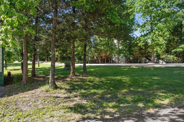121 Forest Lane, Kimberling City, MO 65686