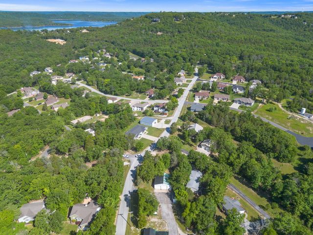 121 Forest Lane, Kimberling City, MO 65686