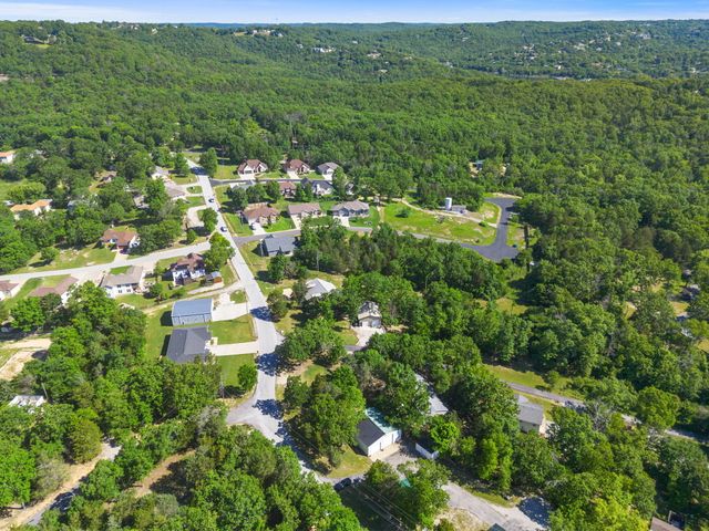 121 Forest Lane, Kimberling City, MO 65686