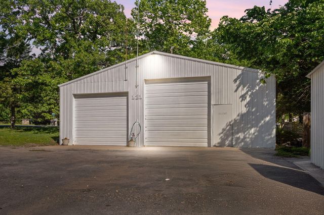 121 Forest Lane, Kimberling City, MO 65686