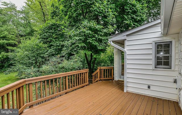 9531 OLD CREEK DR, Fairfax, VA 22032
