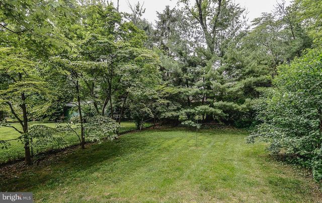 9531 OLD CREEK DR, Fairfax, VA 22032