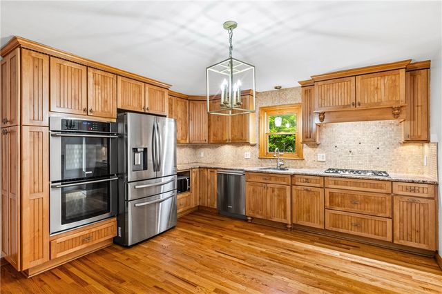54 Paxton Road, Irondequoit, NY 14617