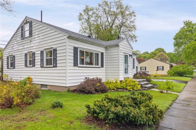 54 Paxton Road, Irondequoit, NY 14617