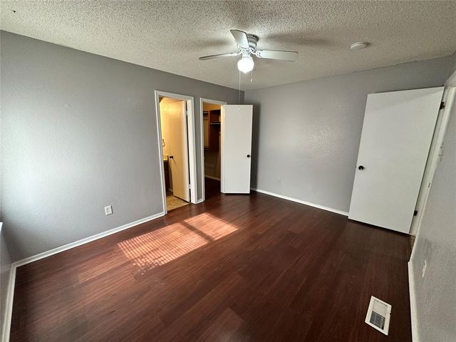 3628 Peregrine Drive, Norman, OK 73072