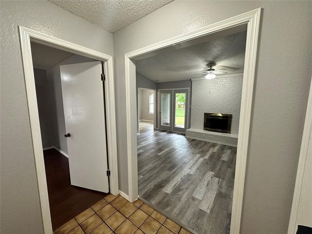 3628 Peregrine Drive, Norman, OK 73072