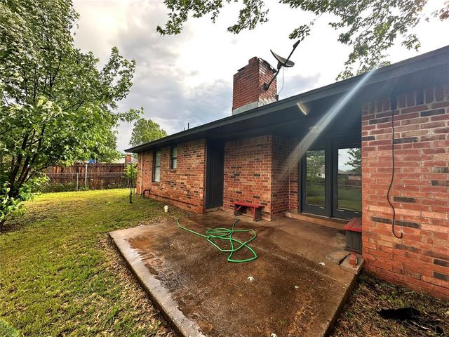 3628 Peregrine Drive, Norman, OK 73072