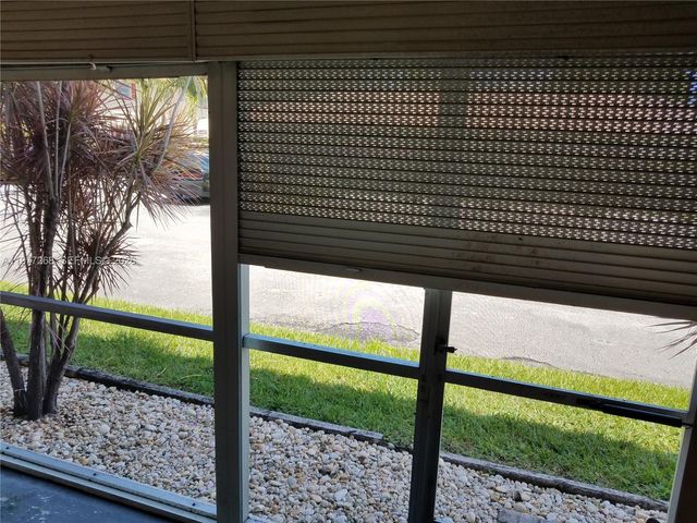 8605 W Sample Rd 111, Coral Springs, FL 33065