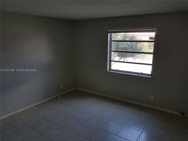 8605 W Sample Rd 111, Coral Springs, FL 33065