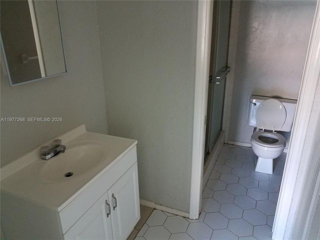 8605 W Sample Rd 111, Coral Springs, FL 33065