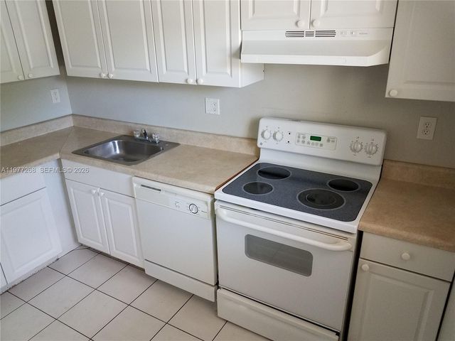 8605 W Sample Rd 111, Coral Springs, FL 33065