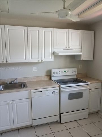 8605 W Sample Rd 111, Coral Springs, FL 33065