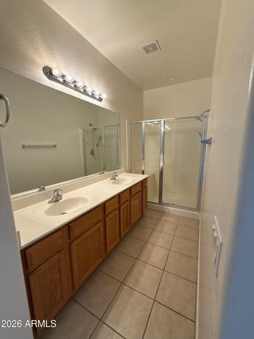 8858 W HILTON Avenue, Tolleson, AZ 85353