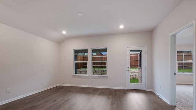 212 Rock Springs DR, Marble Falls, TX 78654