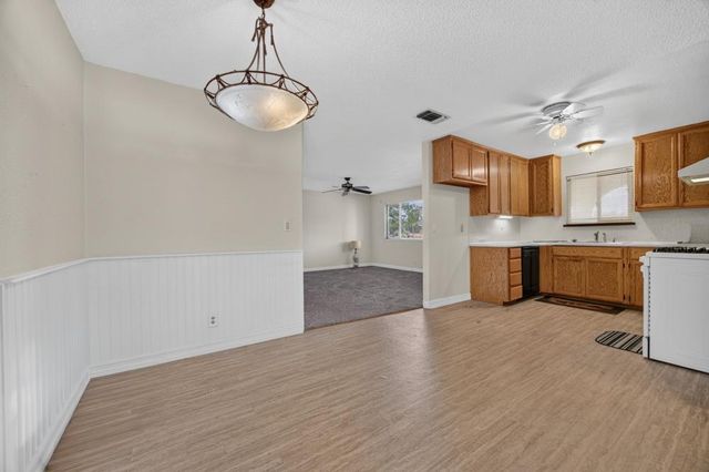 2300 Covered Wagon Cir, Elverta, CA 95626